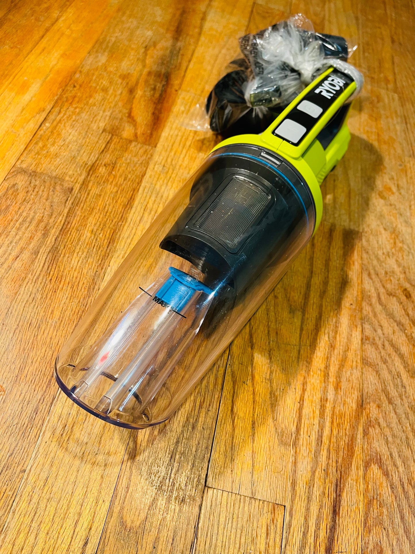 RYOBI
ONE+ 18V Cordless Wet/Dry Hand Vacuum (Tool Only)