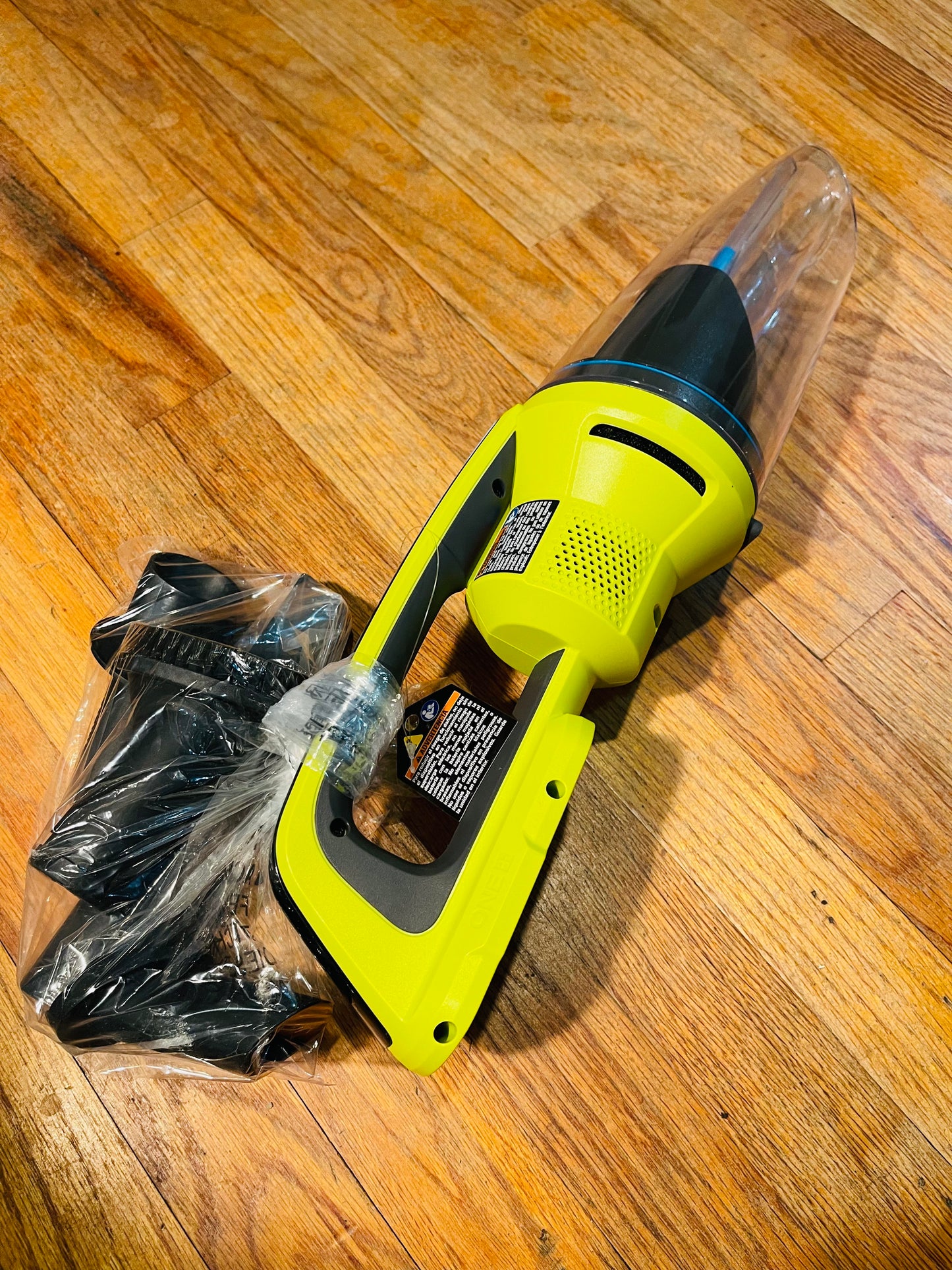 RYOBI
ONE+ 18V Cordless Wet/Dry Hand Vacuum (Tool Only)