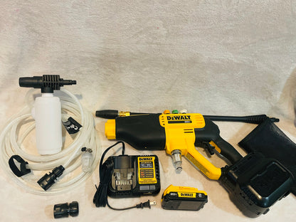 DEWALT 20V 550 PSI 1.0 GPM Cordless Power Cleaner with (1) Battery and Charger